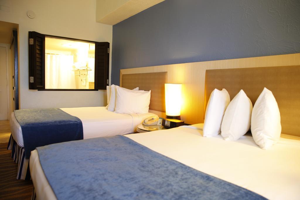Windward Passage Hotel Charlotte Amalie Buitenkant foto